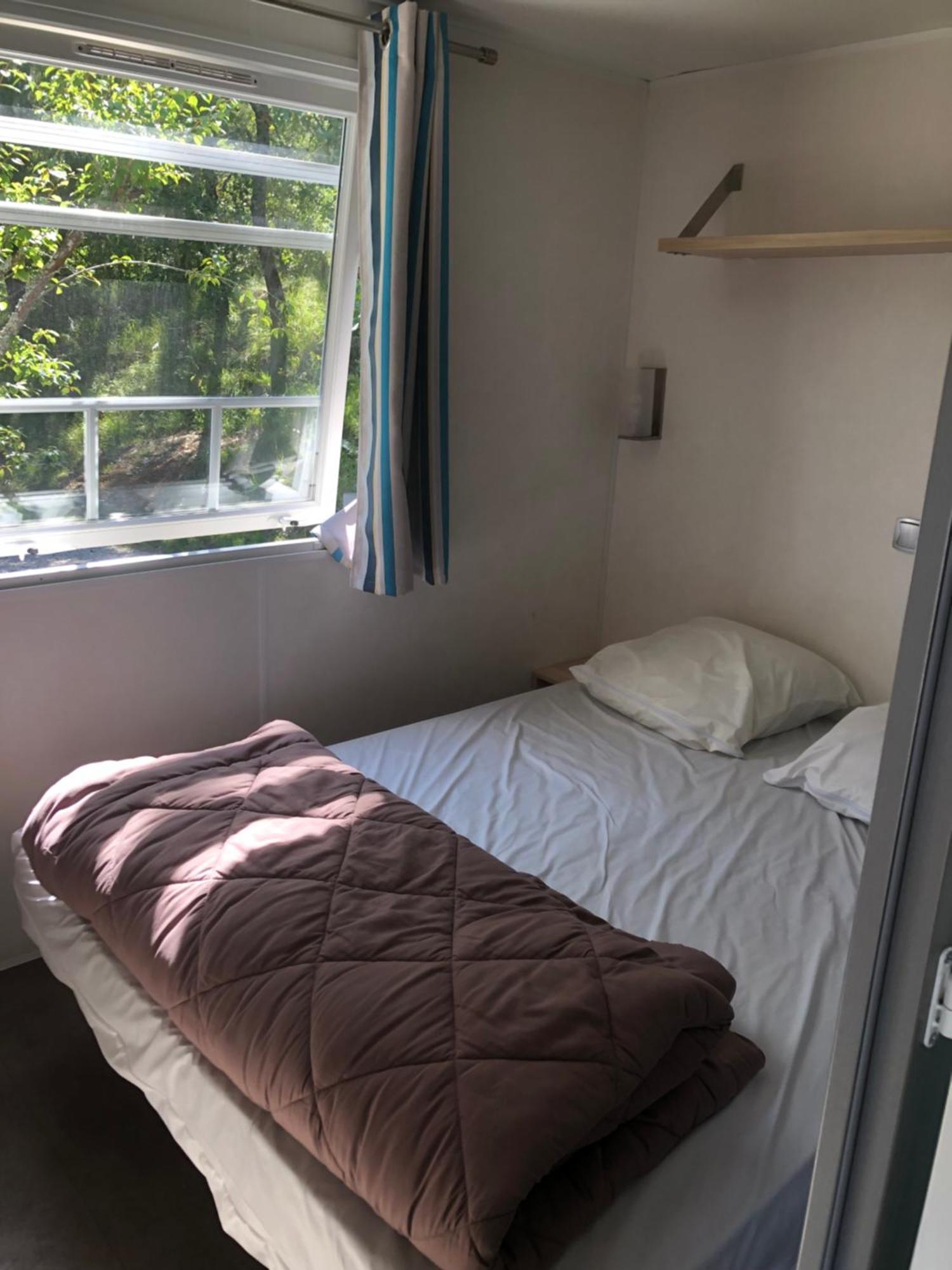 Camping Les Terrasses De Dordogne Rouffignac Saint-Cernin Bagian luar foto