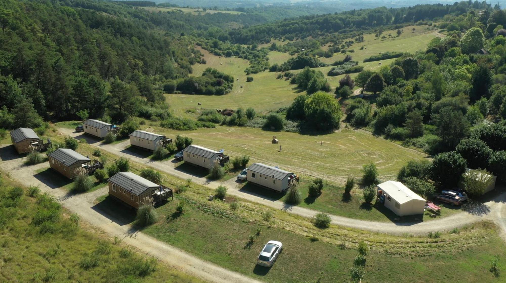 Camping Les Terrasses De Dordogne Rouffignac Saint-Cernin Bagian luar foto