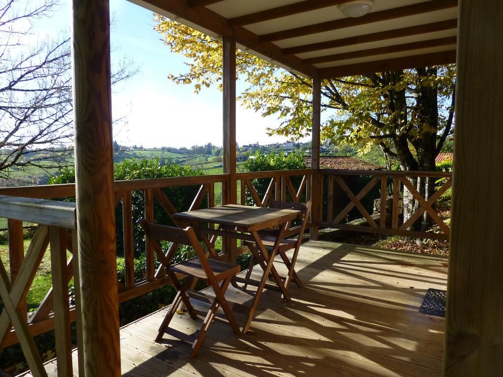 Camping Les Terrasses De Dordogne Rouffignac Saint-Cernin Bagian luar foto