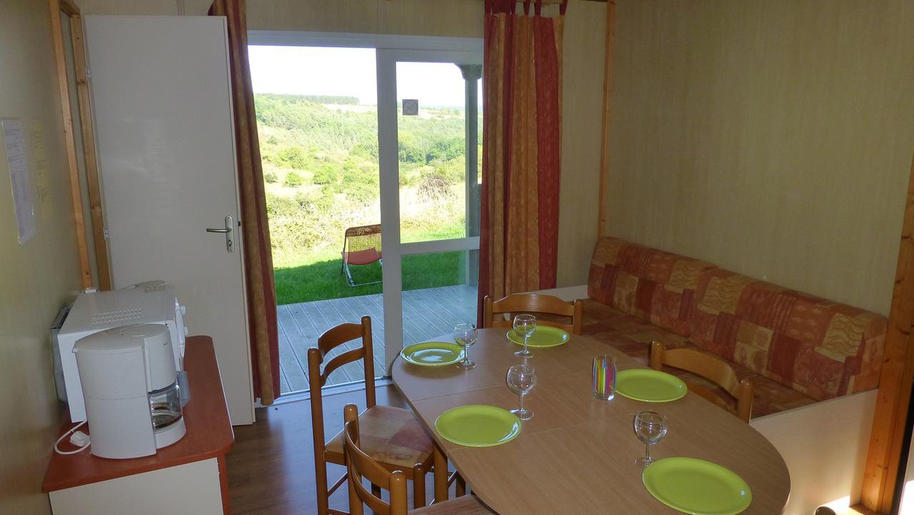 Camping Les Terrasses De Dordogne Rouffignac Saint-Cernin Bagian luar foto
