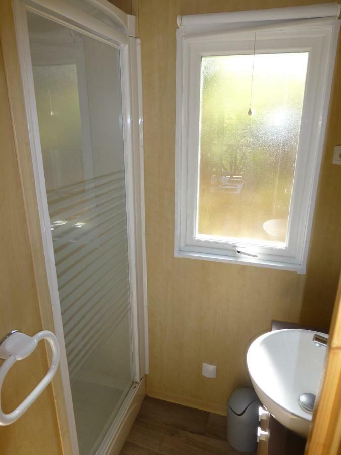 Camping Les Terrasses De Dordogne Rouffignac Saint-Cernin Bagian luar foto