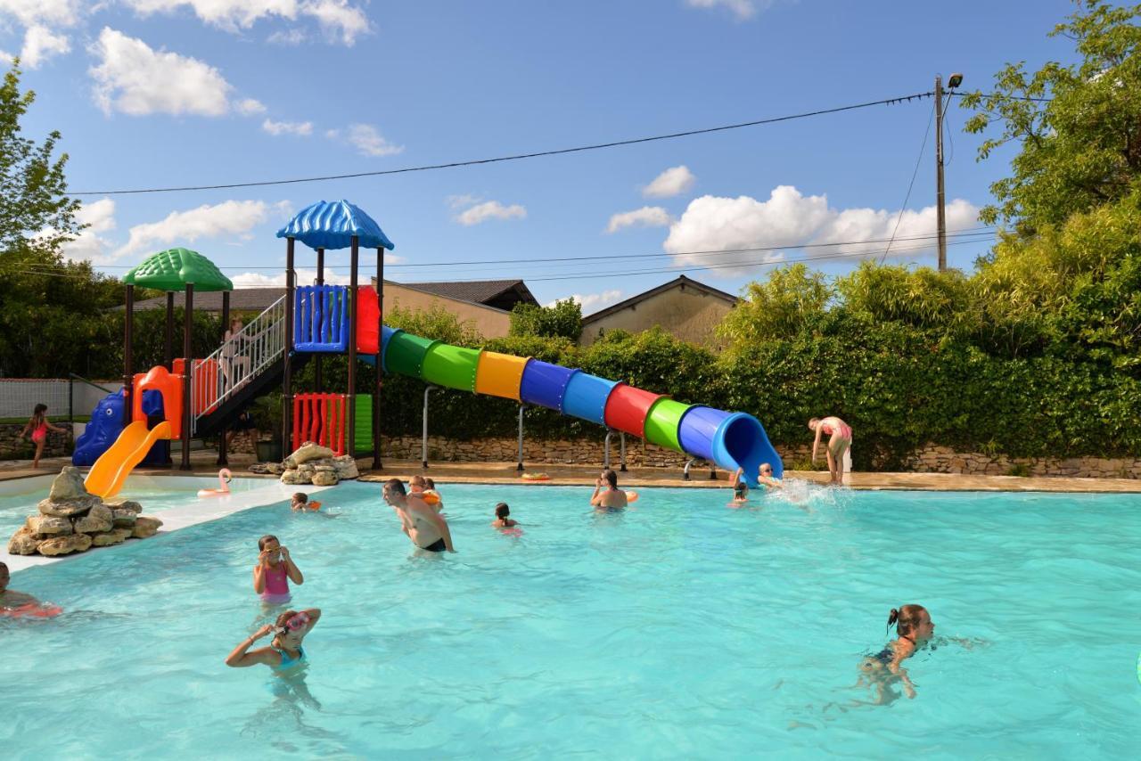 Camping Les Terrasses De Dordogne Rouffignac Saint-Cernin Bagian luar foto